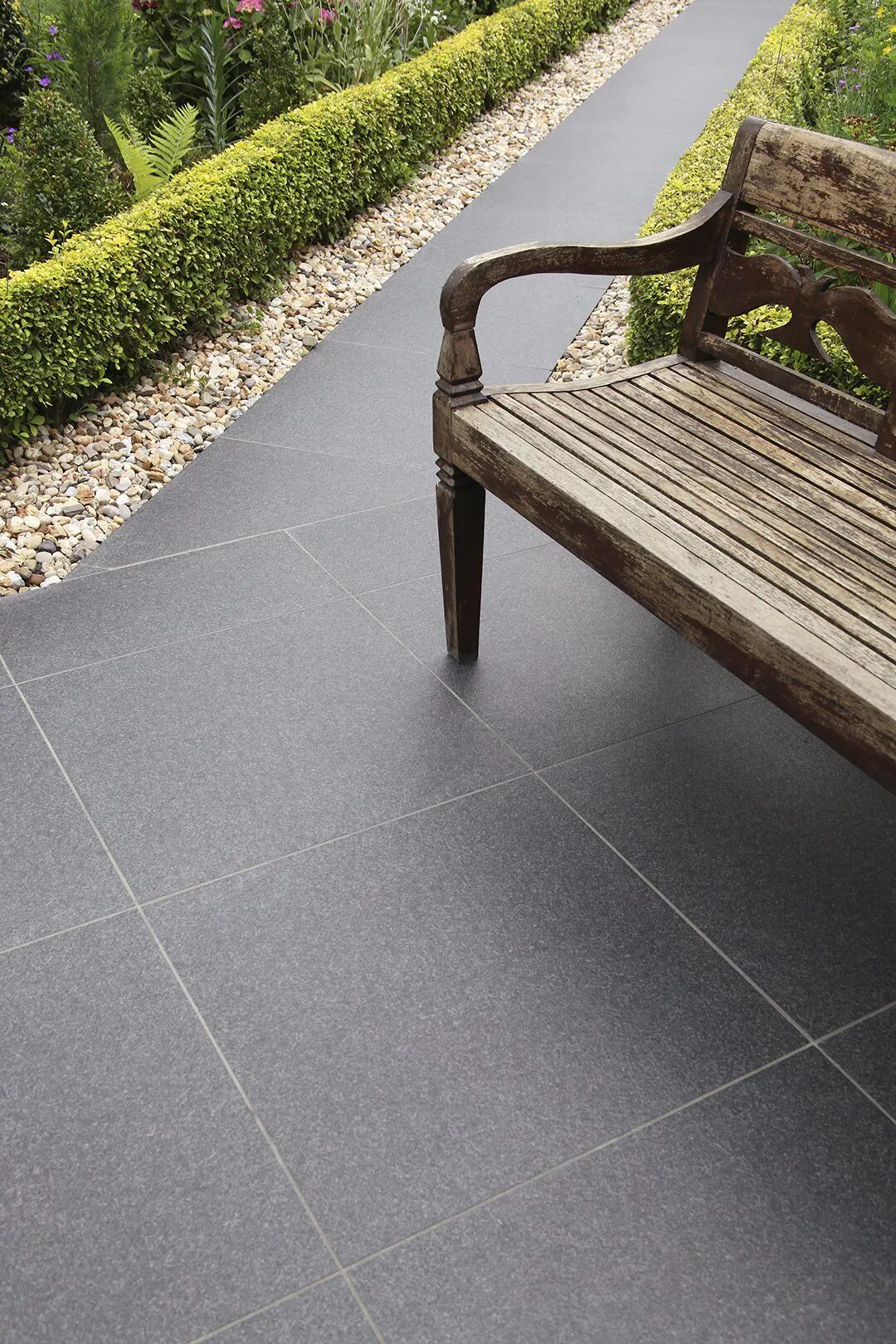 Cerasun Basaltino Nero 60x60x4cm - Keramische Tuintegels - Afbeelding 2